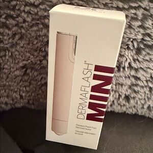 New in box - sealed - Dermaflash Mini Peach Fuzz Remover